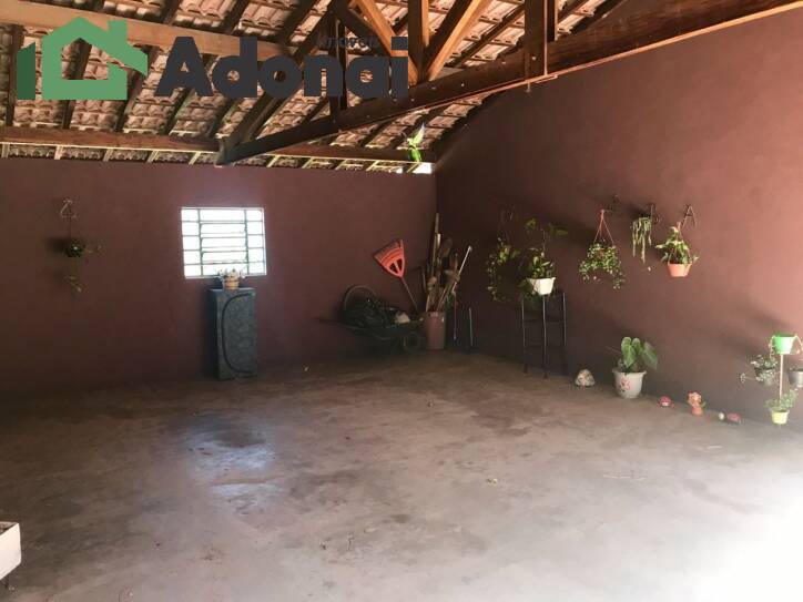 Fazenda à venda com 3 quartos, 280m² - Foto 2