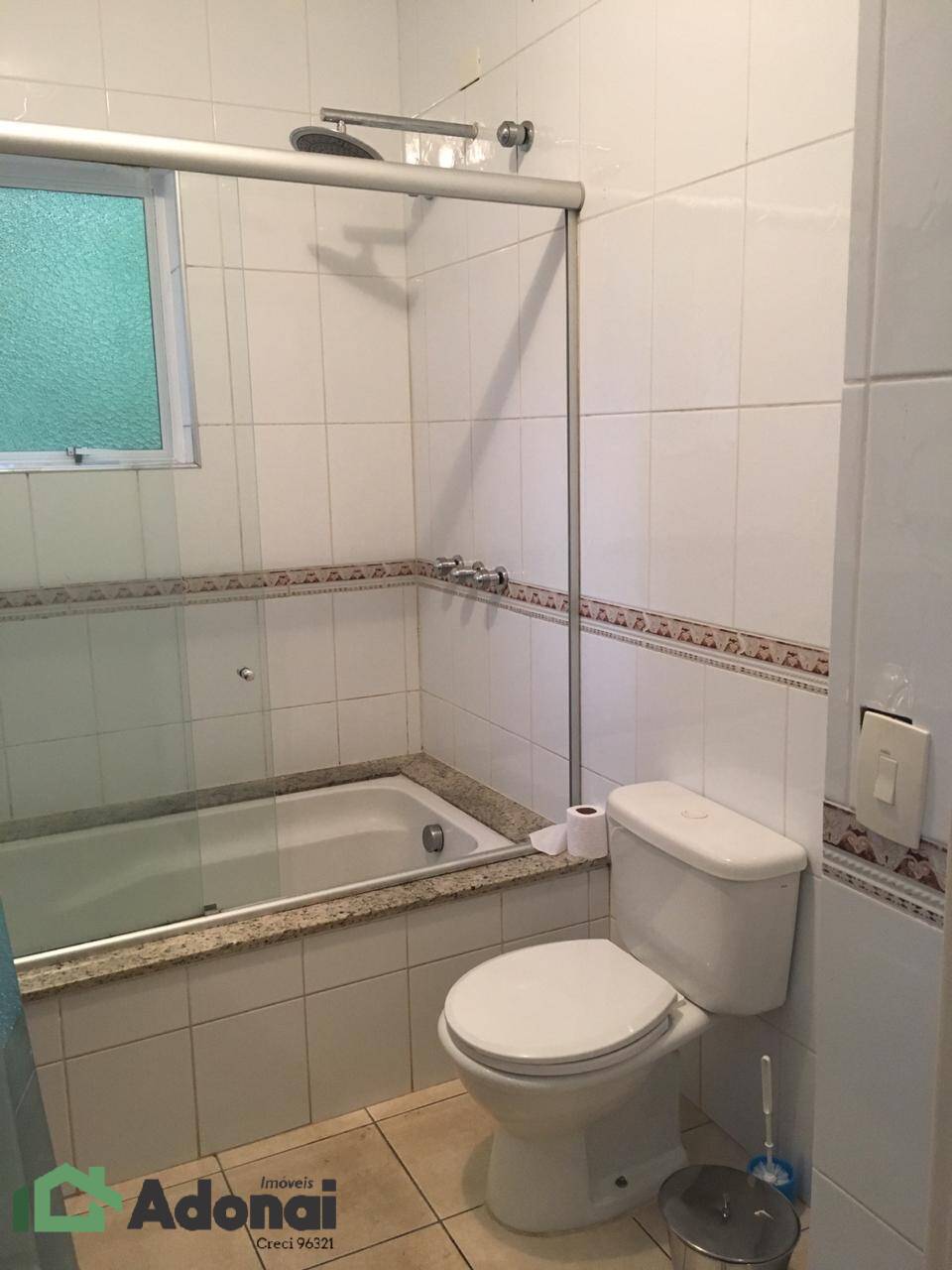 Casa para alugar com 4 quartos, 270m² - Foto 14