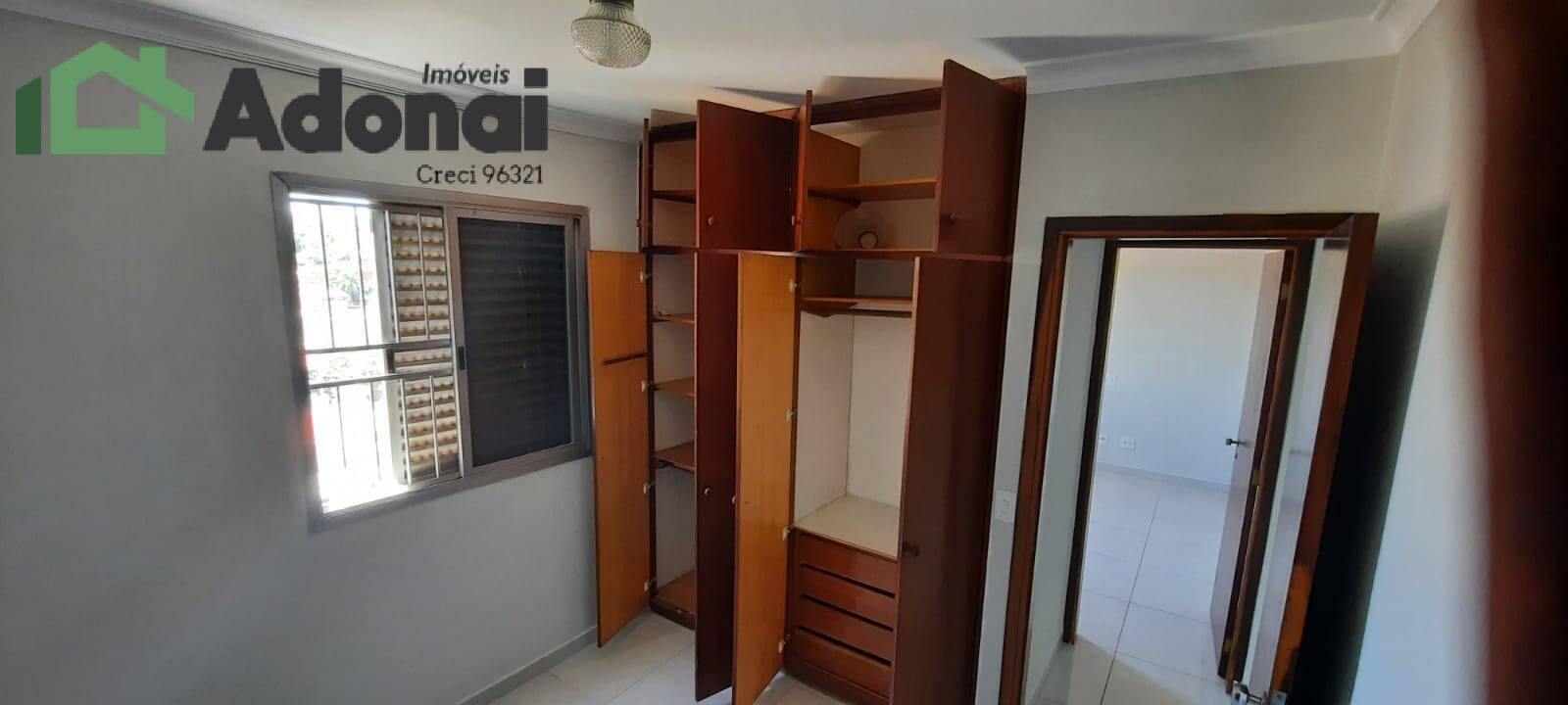 Apartamento à venda com 3 quartos, 97m² - Foto 9