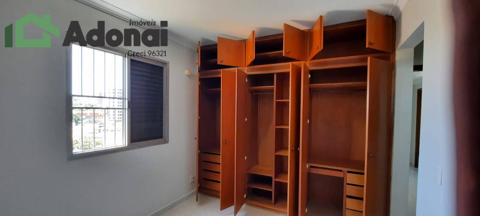 Apartamento à venda com 3 quartos, 97m² - Foto 11