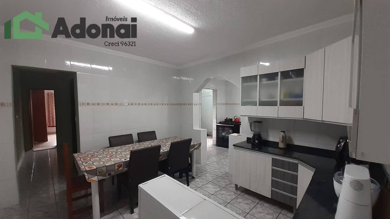 Casa à venda com 4 quartos, 124m² - Foto 13