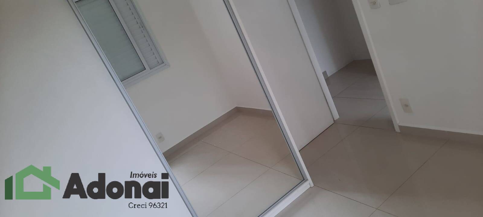 Apartamento à venda com 3 quartos, 2m² - Foto 4