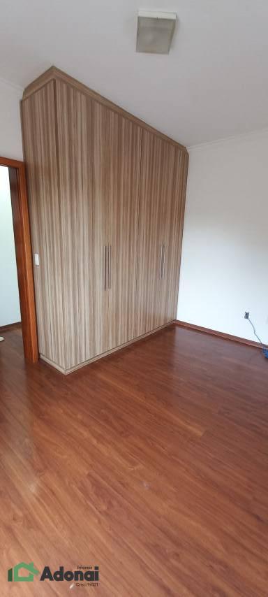 Casa à venda com 3 quartos, 326m² - Foto 32