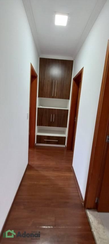 Casa à venda com 3 quartos, 326m² - Foto 36