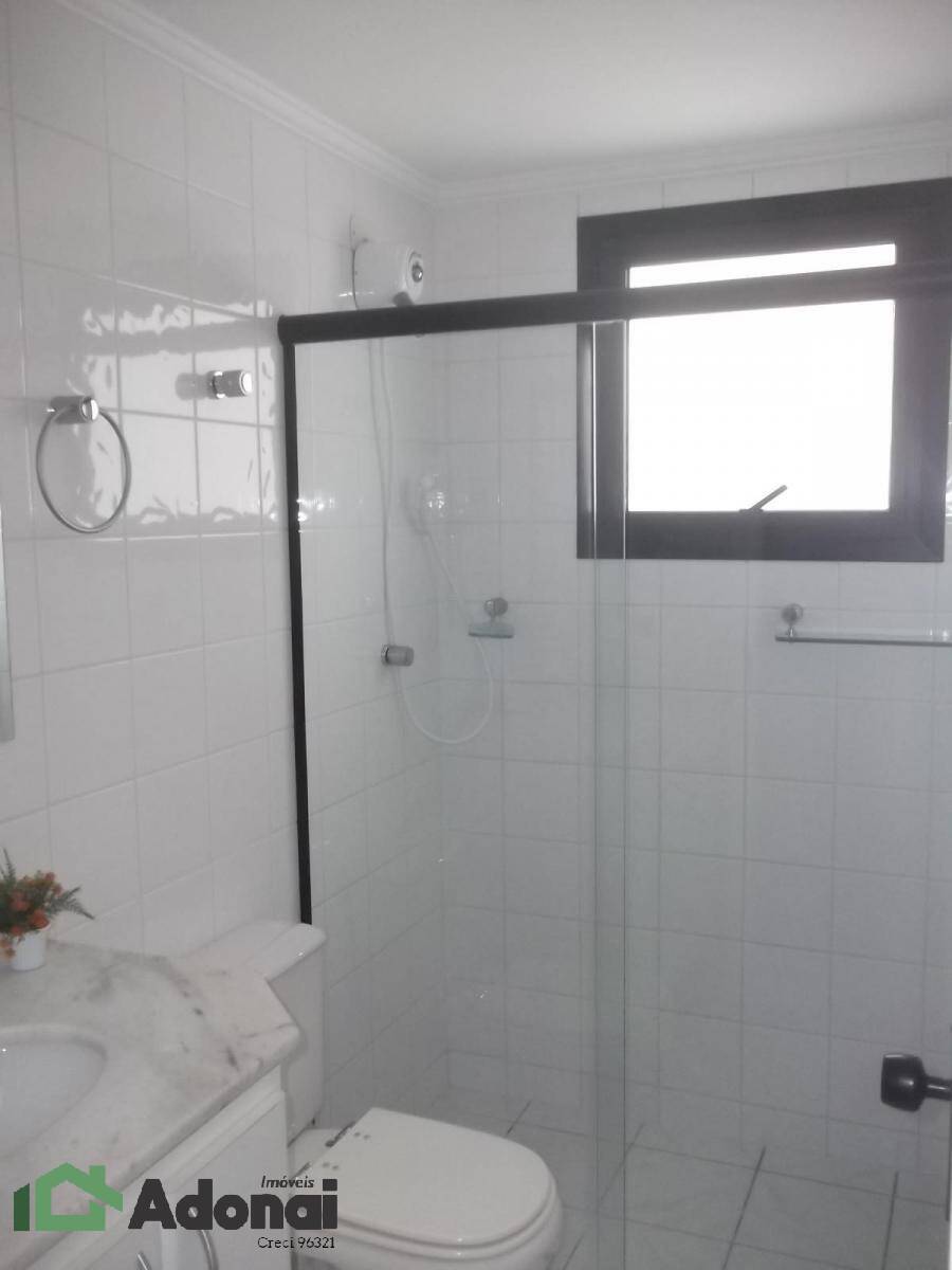 Apartamento à venda com 3 quartos, 100m² - Foto 4