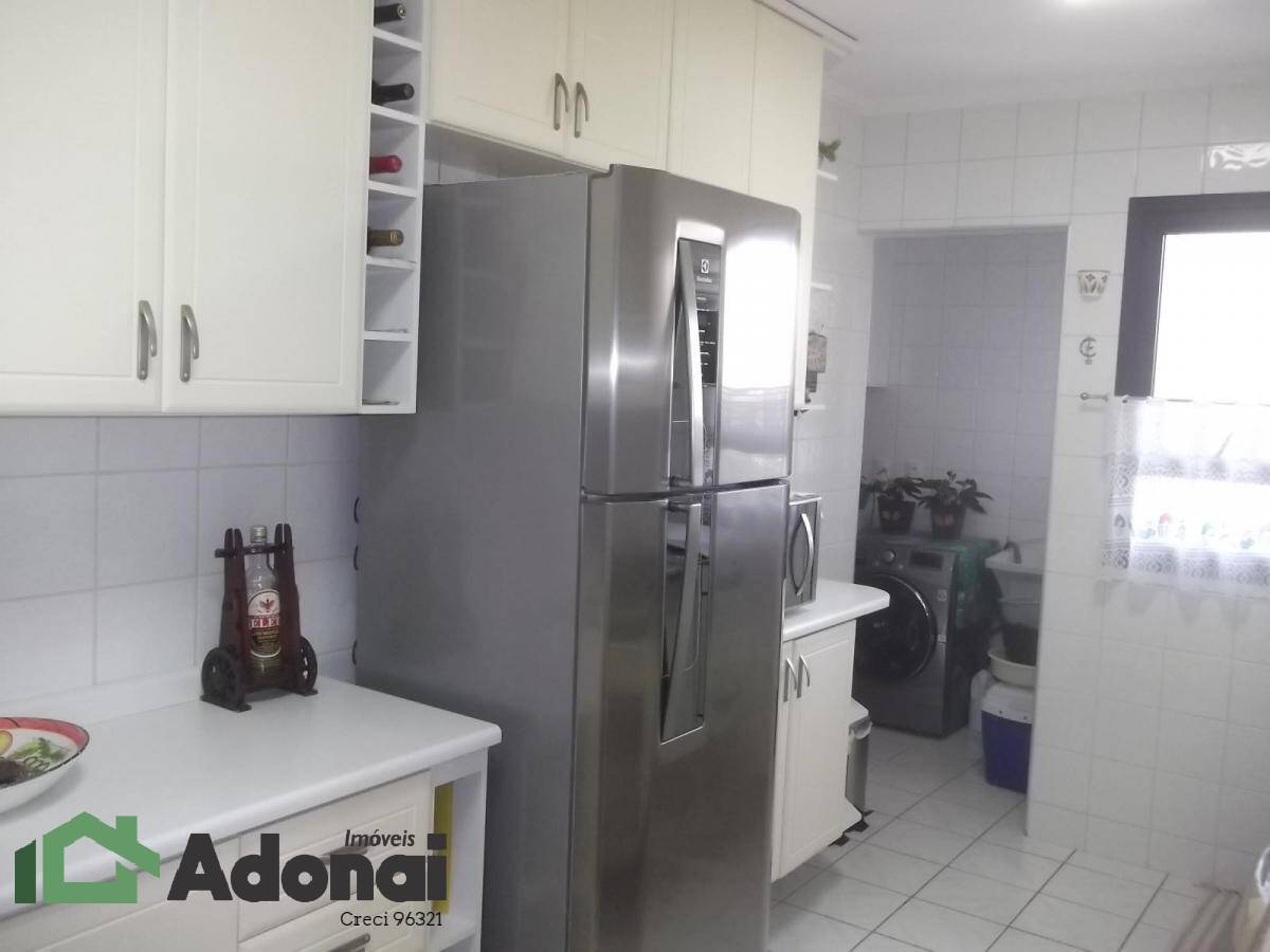 Apartamento à venda com 3 quartos, 100m² - Foto 9