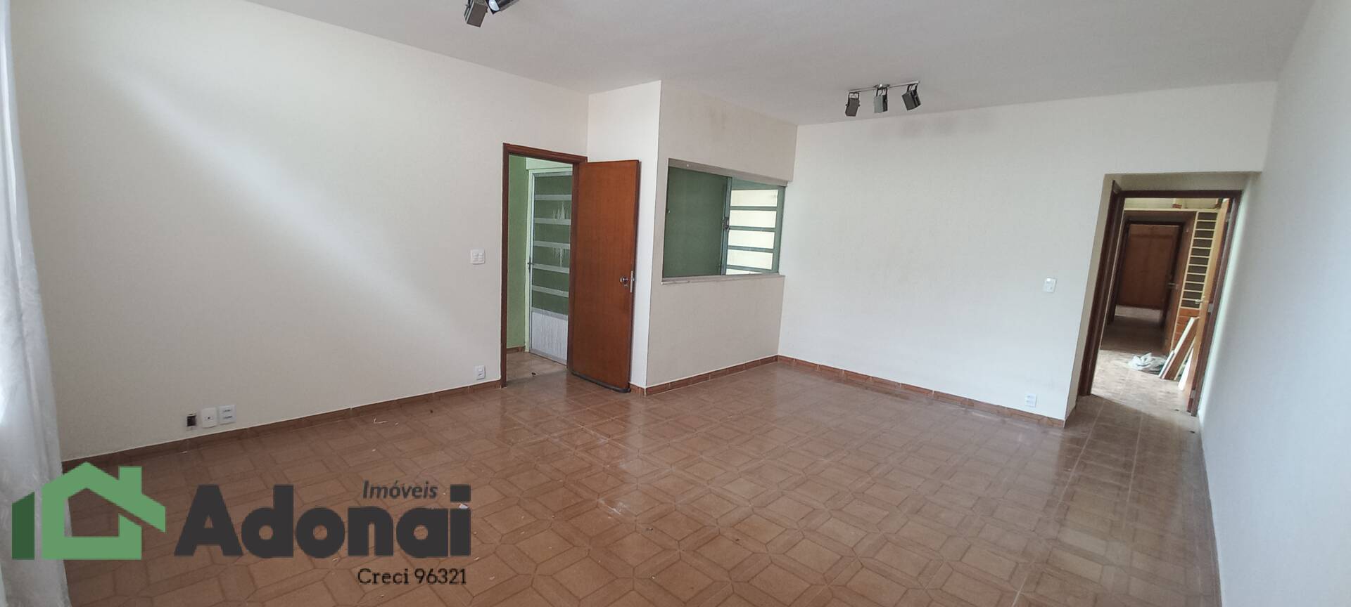 Casa à venda com 2 quartos, 183m² - Foto 11