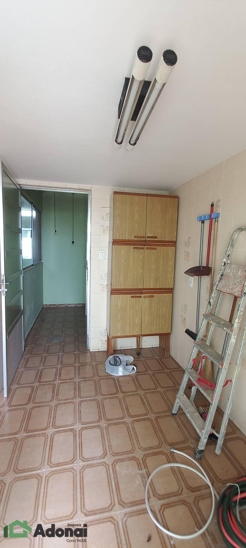 Casa à venda com 2 quartos, 183m² - Foto 18