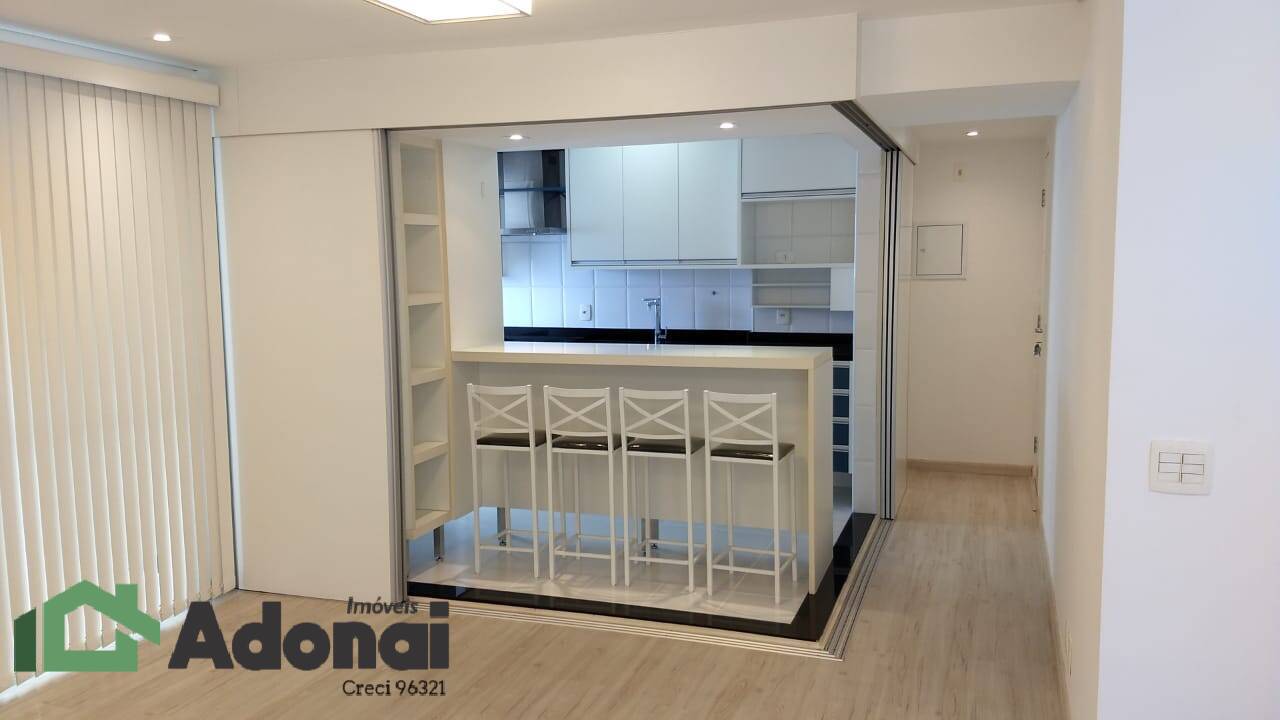 Apartamento à venda com 2 quartos, 85m² - Foto 2