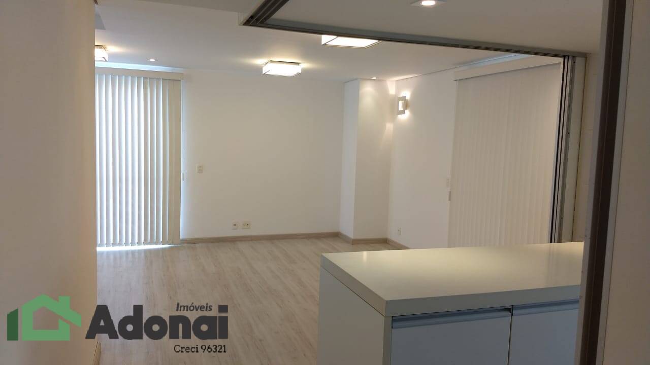 Apartamento à venda com 2 quartos, 85m² - Foto 4