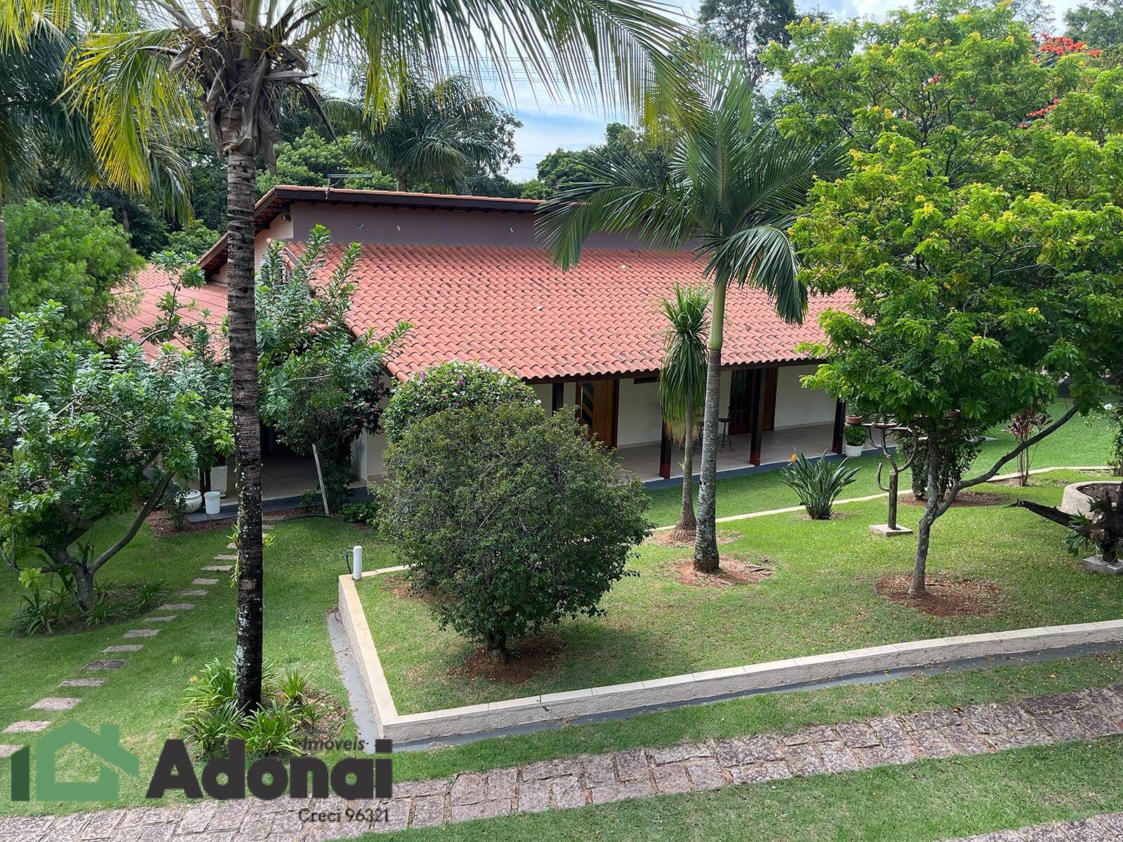 Fazenda à venda com 7 quartos, 400m² - Foto 2