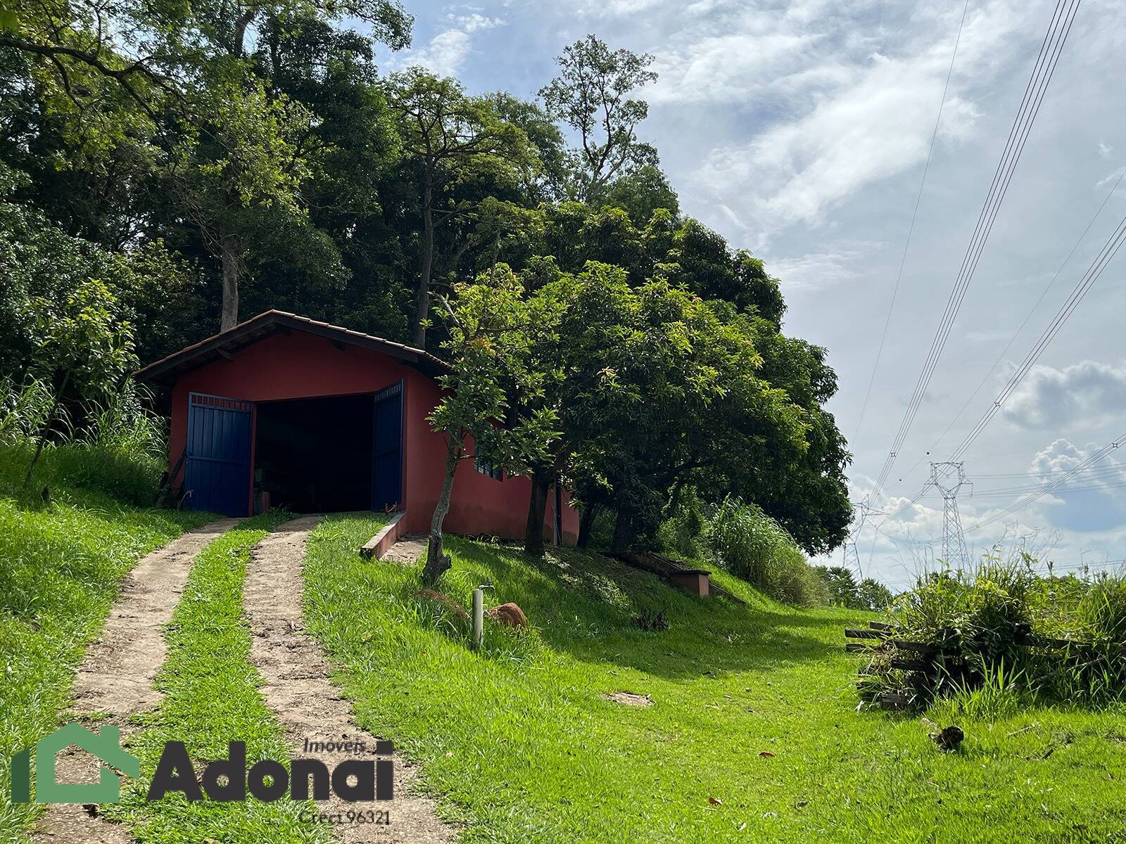 Fazenda à venda com 7 quartos, 400m² - Foto 25