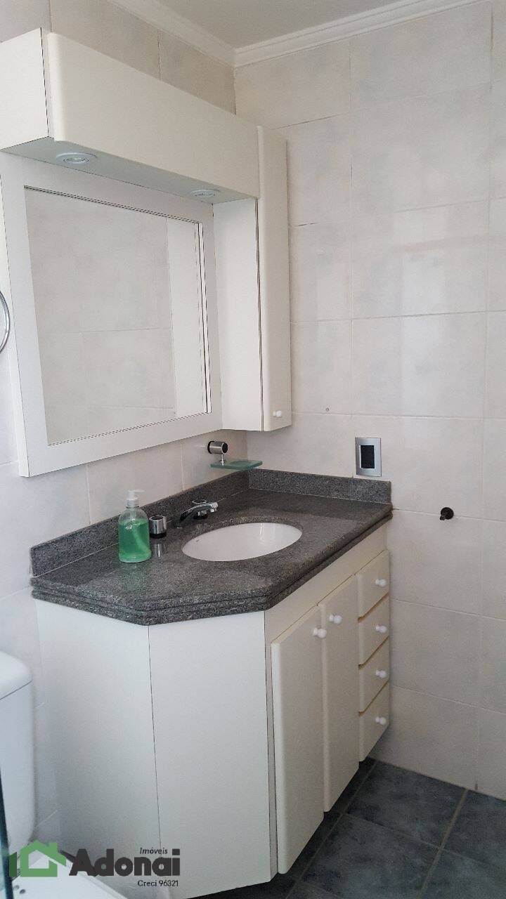 Apartamento para alugar com 3 quartos, 100m² - Foto 17