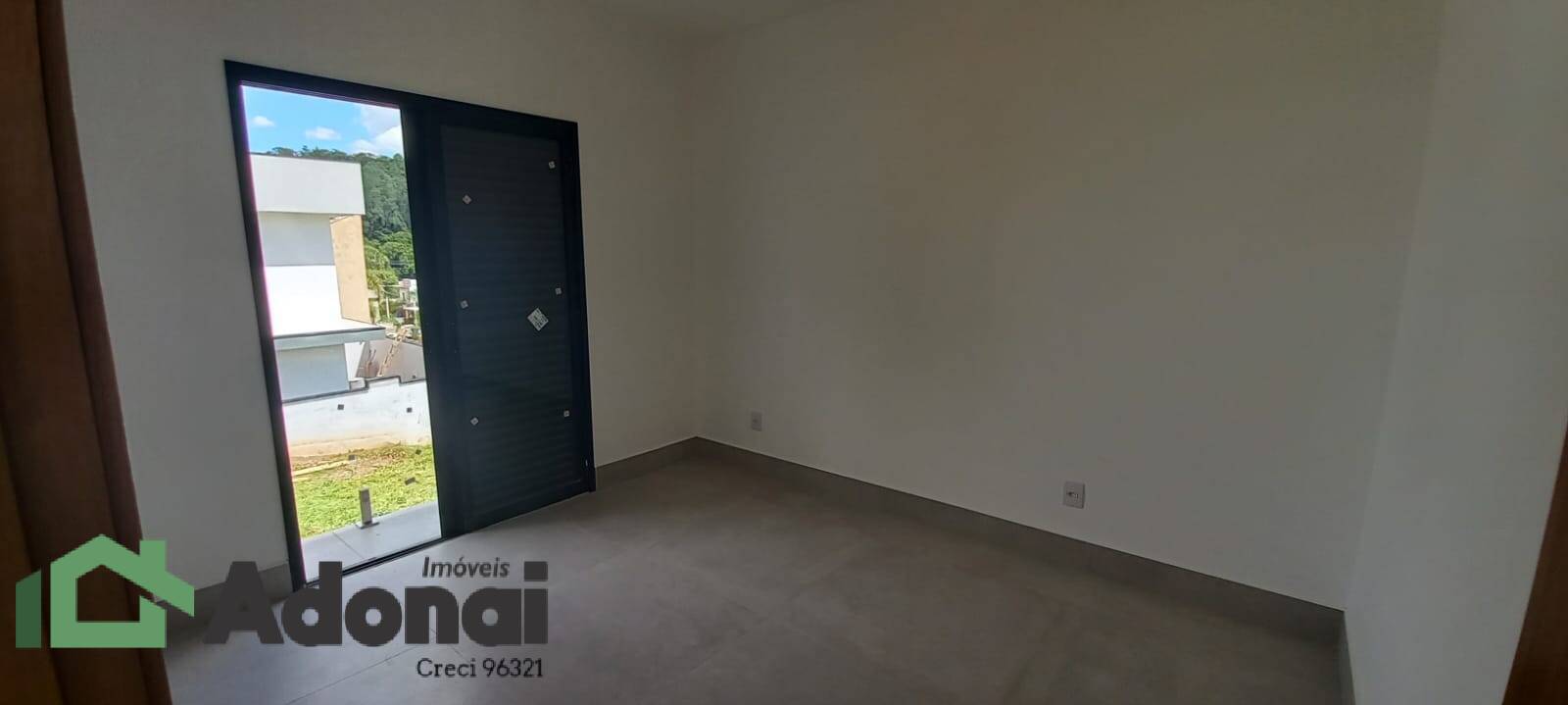 Casa à venda com 3 quartos, 208m² - Foto 10