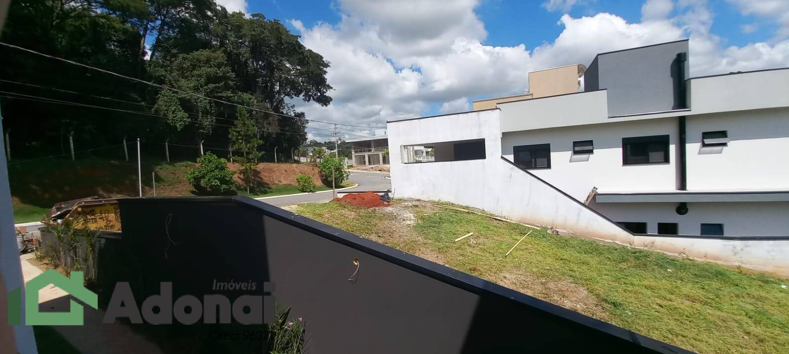 Casa à venda com 3 quartos, 208m² - Foto 17