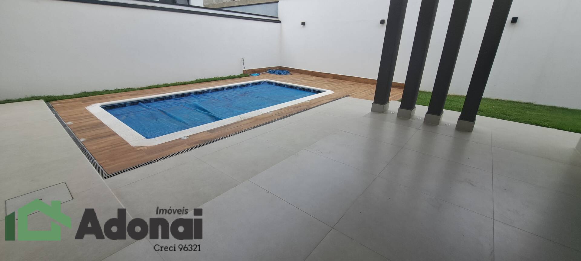 Casa à venda com 3 quartos, 230m² - Foto 7