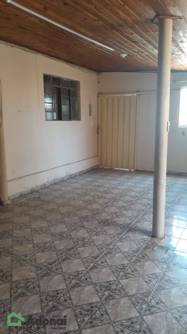 Casa à venda com 3 quartos, 271m² - Foto 17