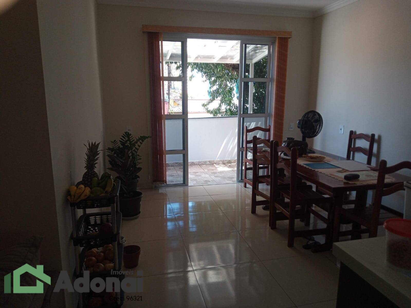 Casa à venda com 2 quartos, 223m² - Foto 11