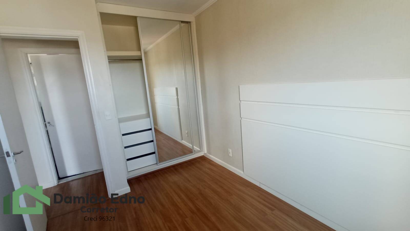 Apartamento à venda com 2 quartos, 59m² - Foto 1