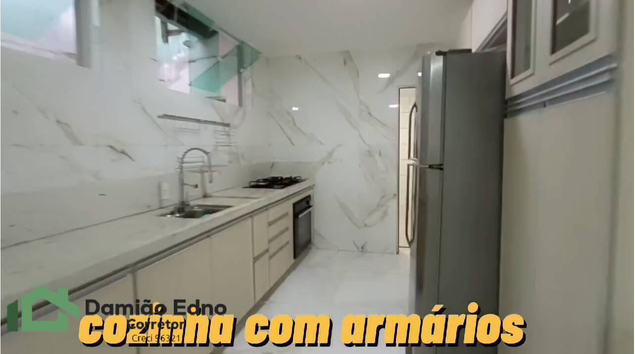 Casa à venda com 3 quartos, 380m² - Foto 14