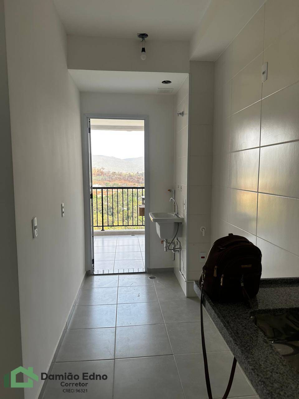 Apartamento à venda com 3 quartos, 85m² - Foto 5