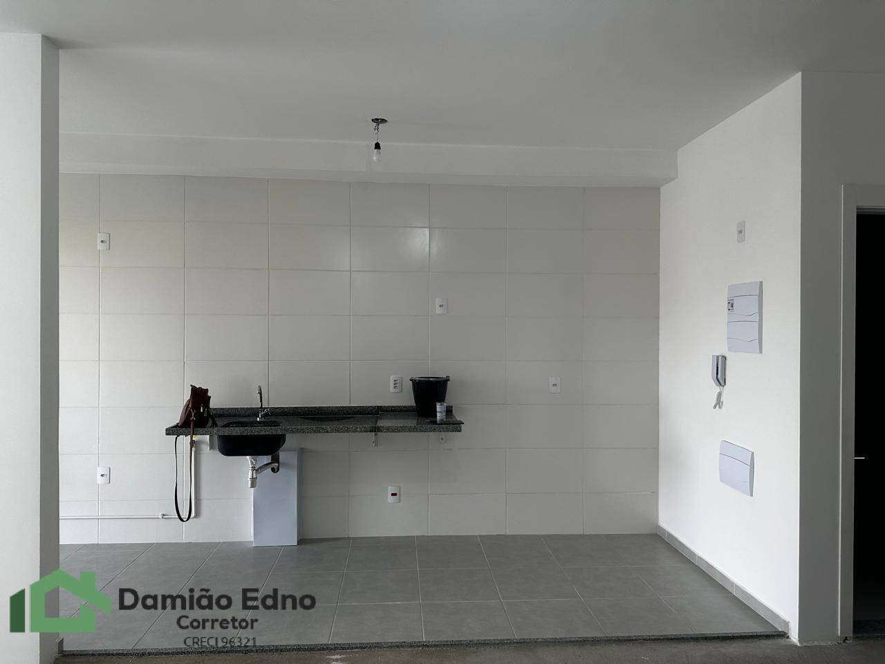 Apartamento à venda com 3 quartos, 85m² - Foto 12