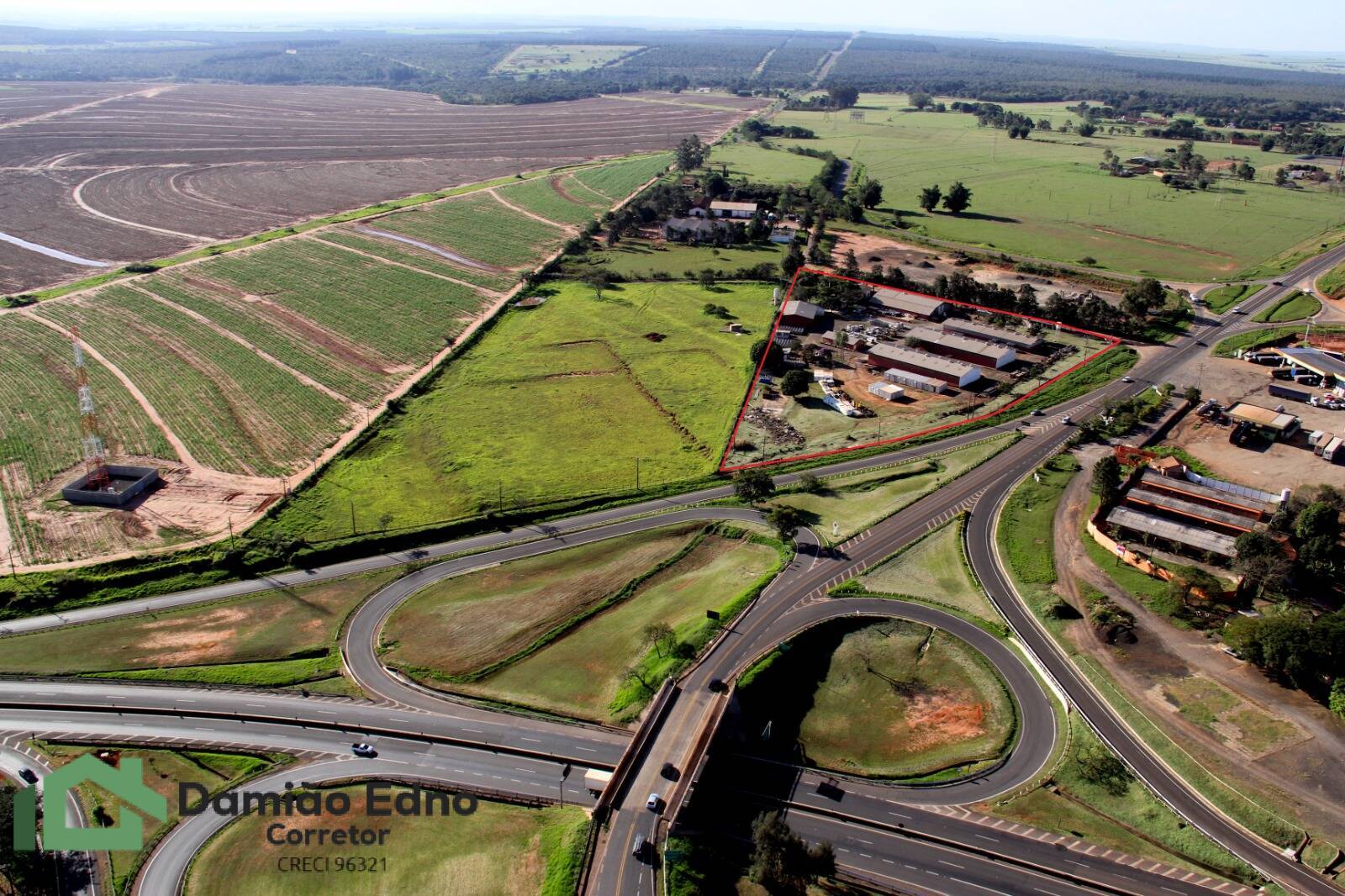 Terreno à venda, 3000m² - Foto 1