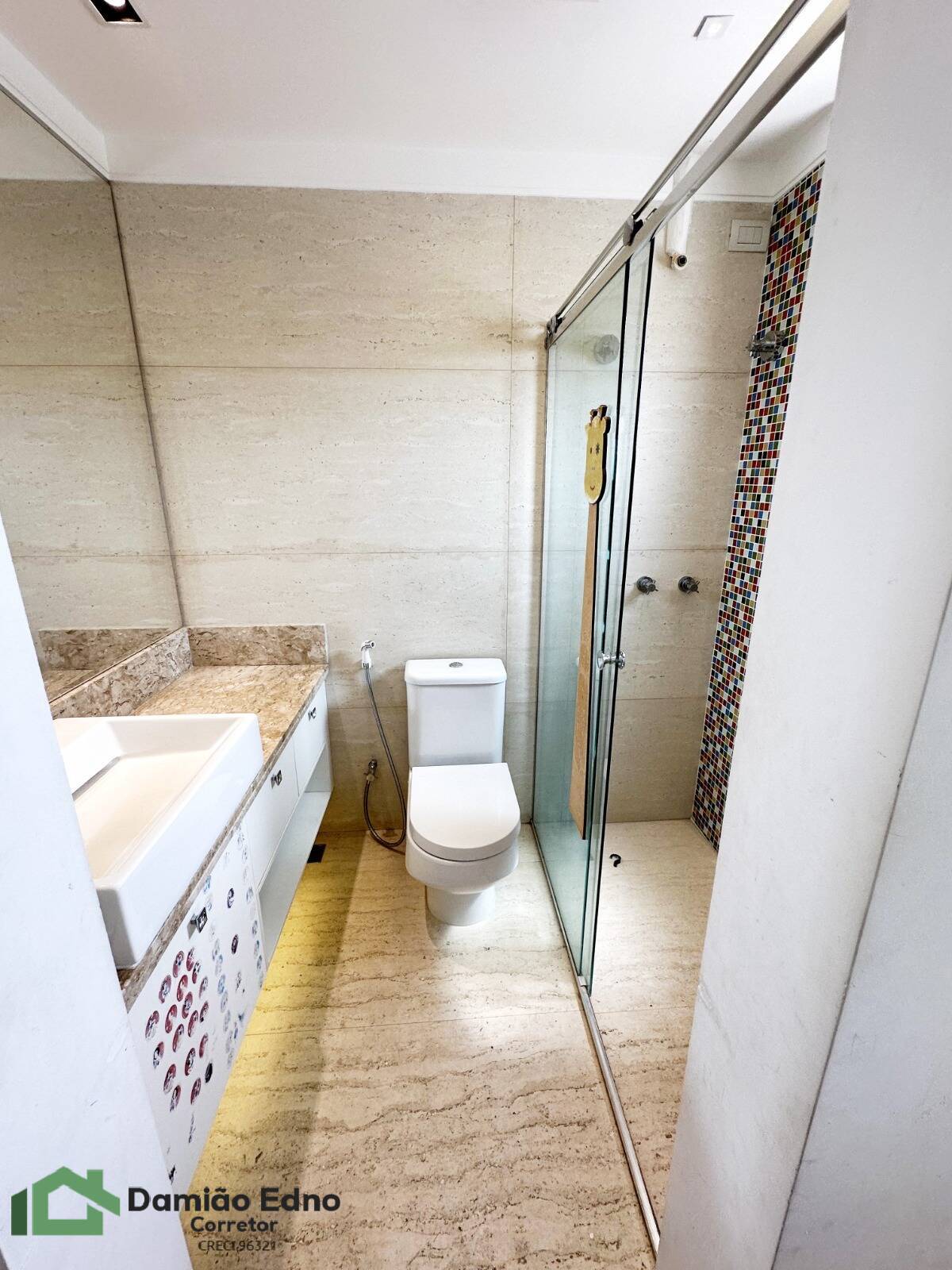 Apartamento à venda com 3 quartos, 181m² - Foto 7