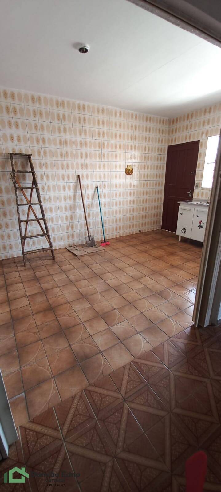 Casa à venda com 3 quartos, 109m² - Foto 6