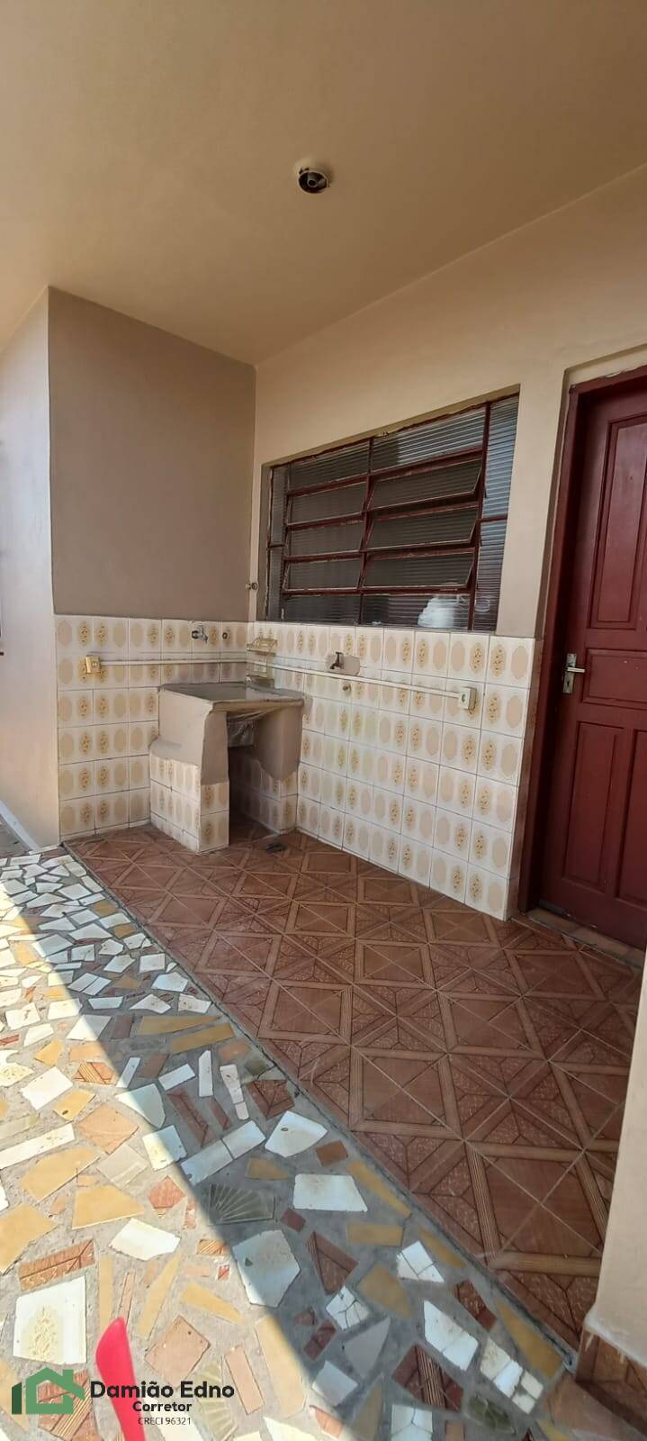 Casa à venda com 3 quartos, 109m² - Foto 3