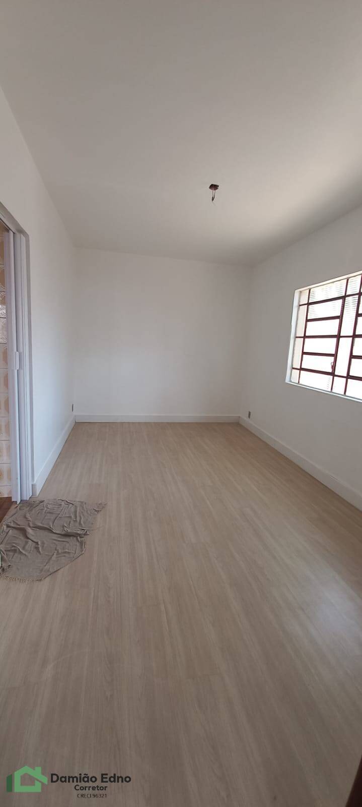 Casa à venda com 3 quartos, 109m² - Foto 15