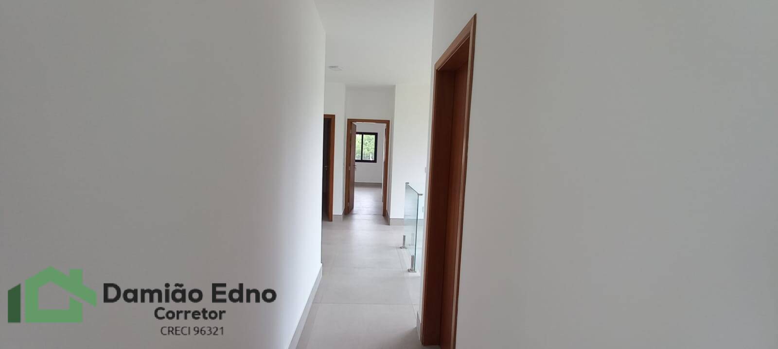 Casa à venda com 3 quartos, 208m² - Foto 6