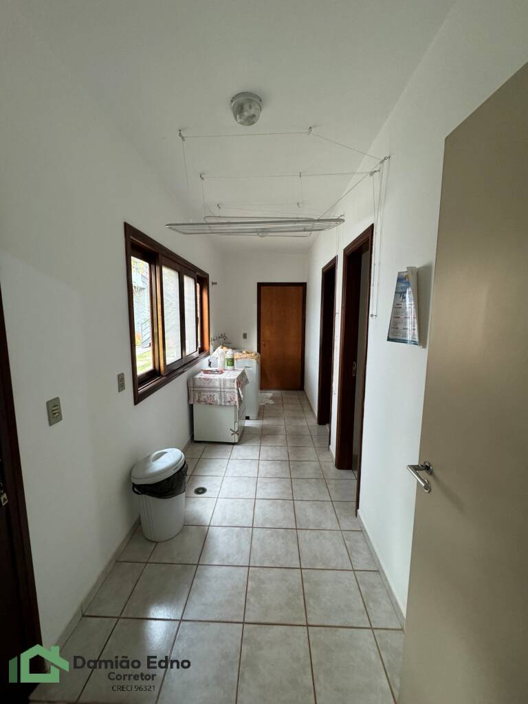 Casa de Condomínio à venda com 7 quartos, 500m² - Foto 5