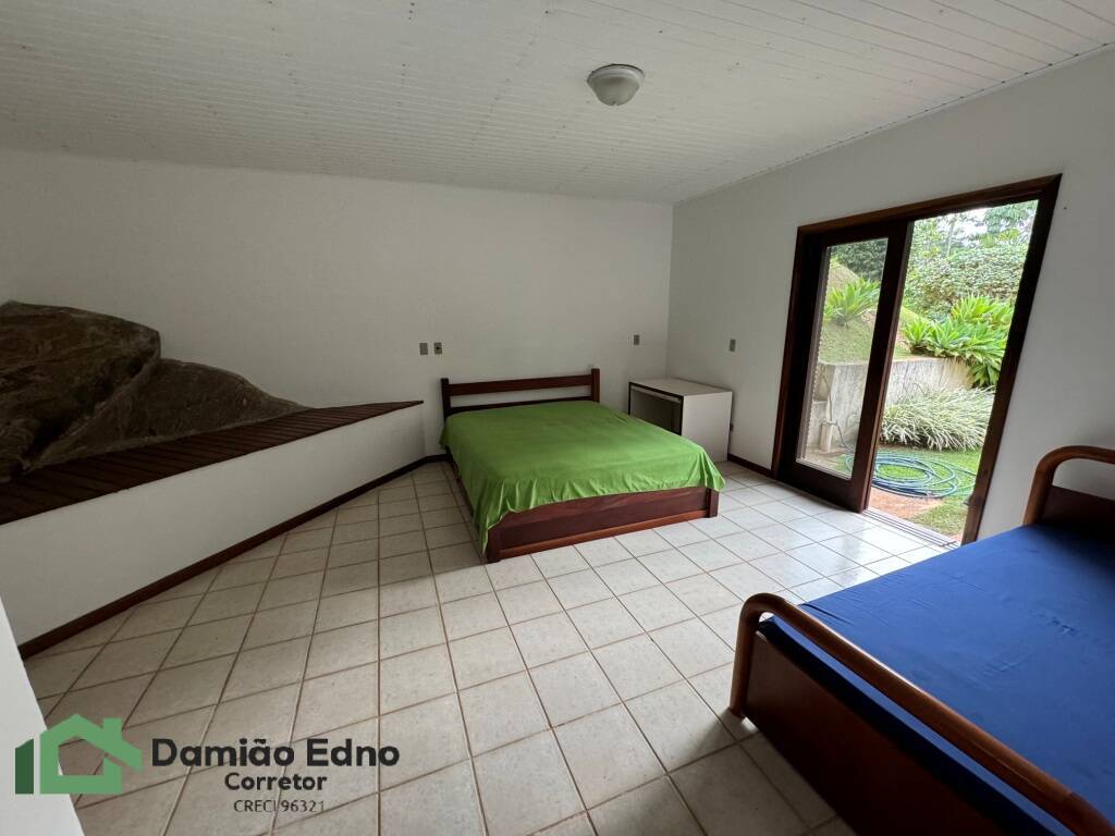 Casa de Condomínio à venda com 7 quartos, 500m² - Foto 7