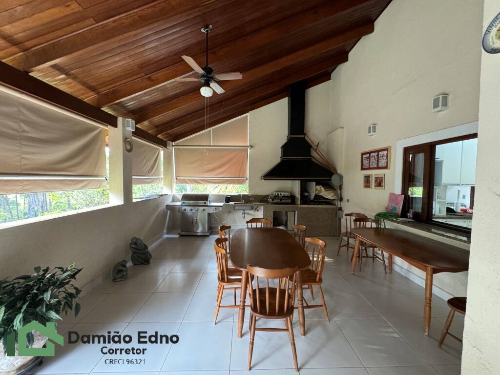 Casa de Condomínio à venda com 7 quartos, 500m² - Foto 16