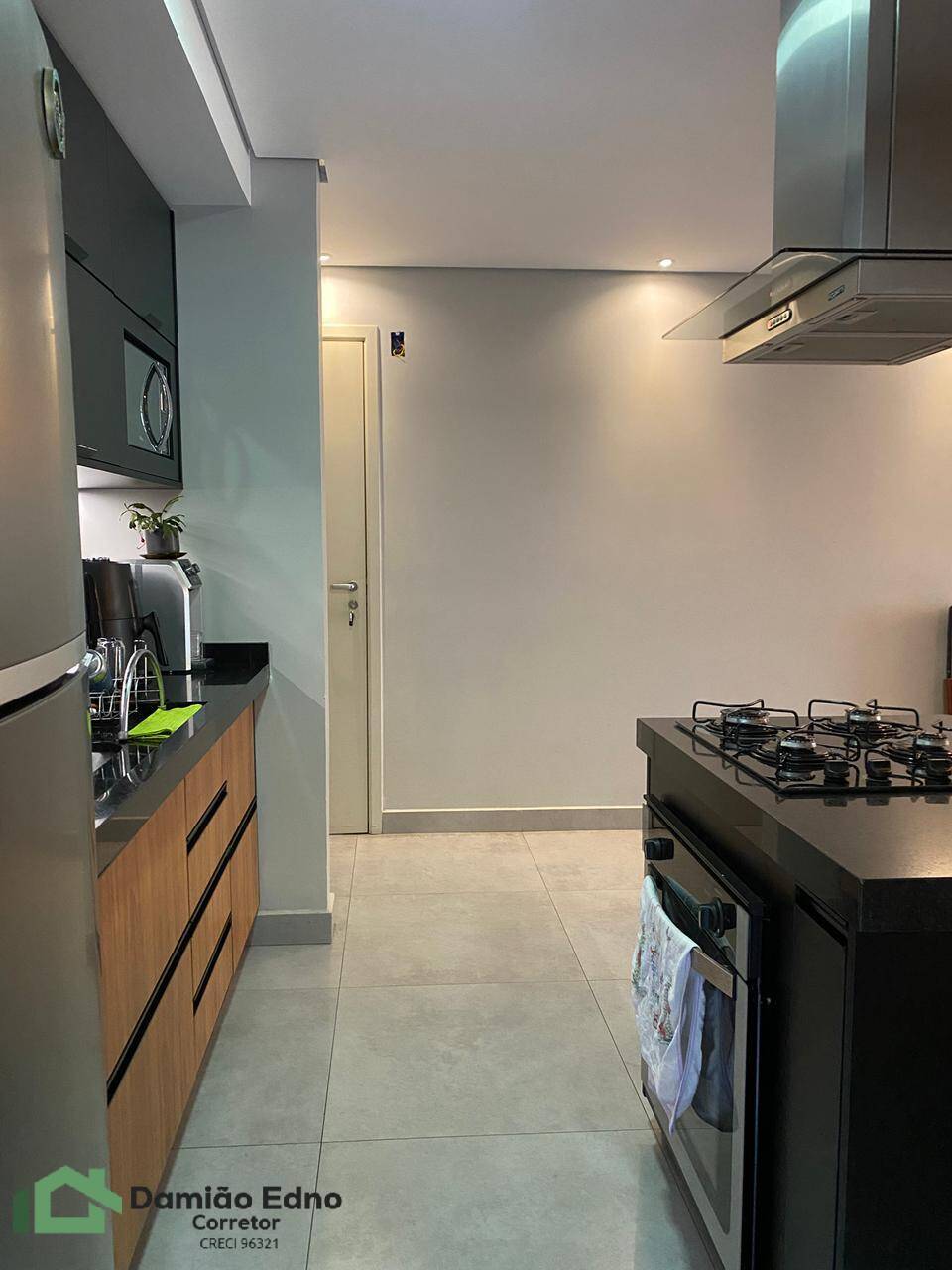 Apartamento à venda com 2 quartos, 69m² - Foto 5