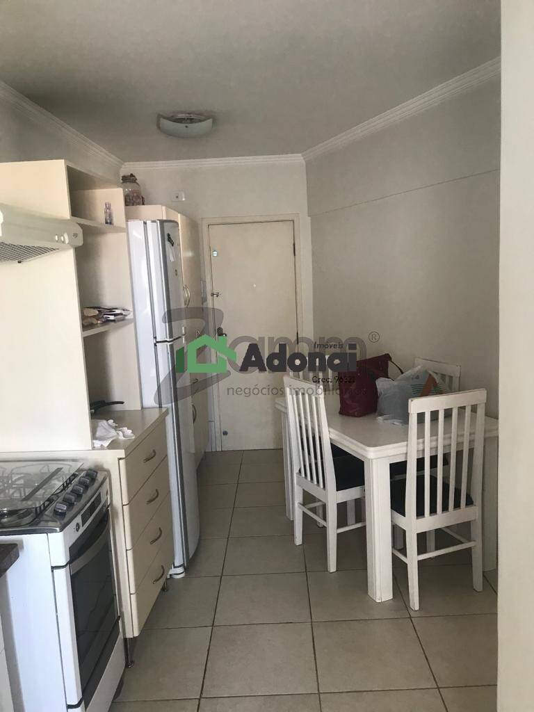 Apartamento à venda com 2 quartos, 145m² - Foto 2