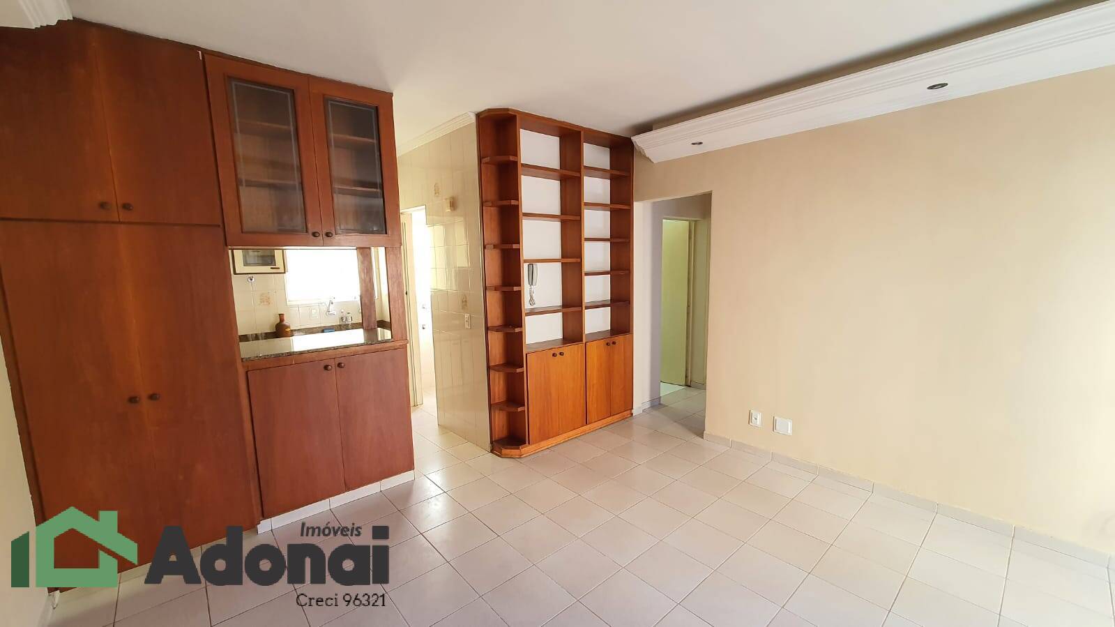 Apartamento à venda com 2 quartos, 78m² - Foto 2