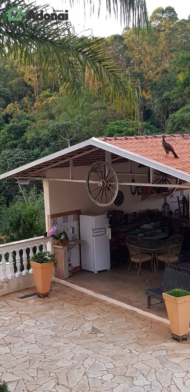 Casa à venda com 3 quartos, 300m² - Foto 5