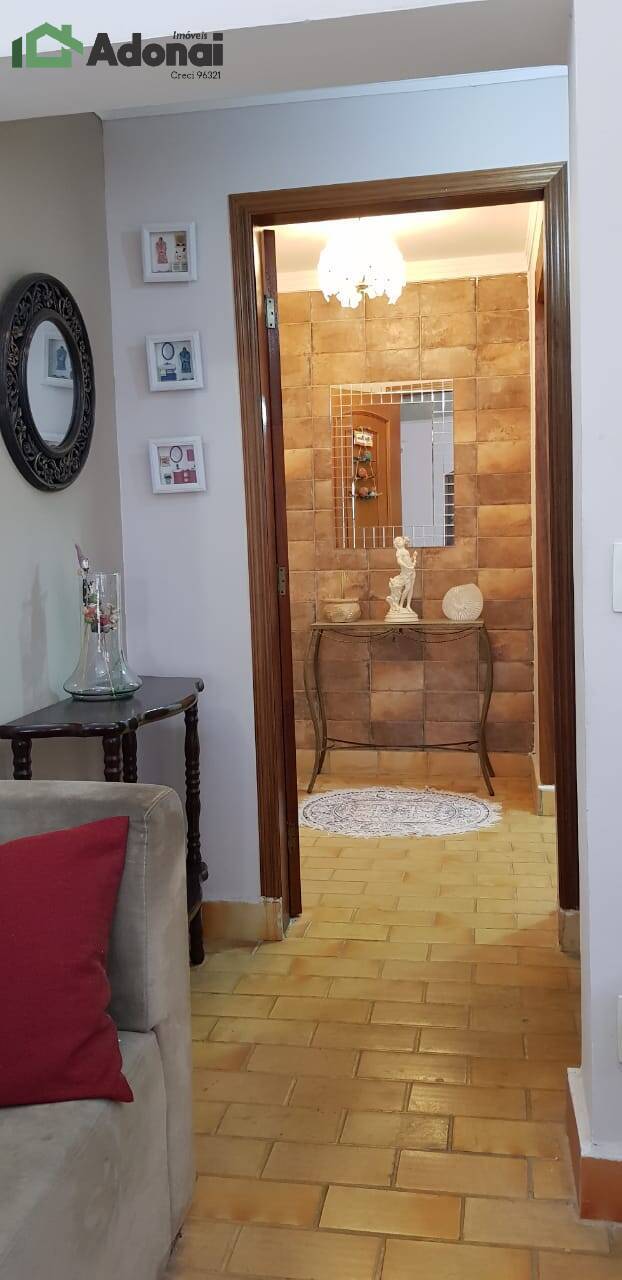 Casa à venda com 3 quartos, 300m² - Foto 15