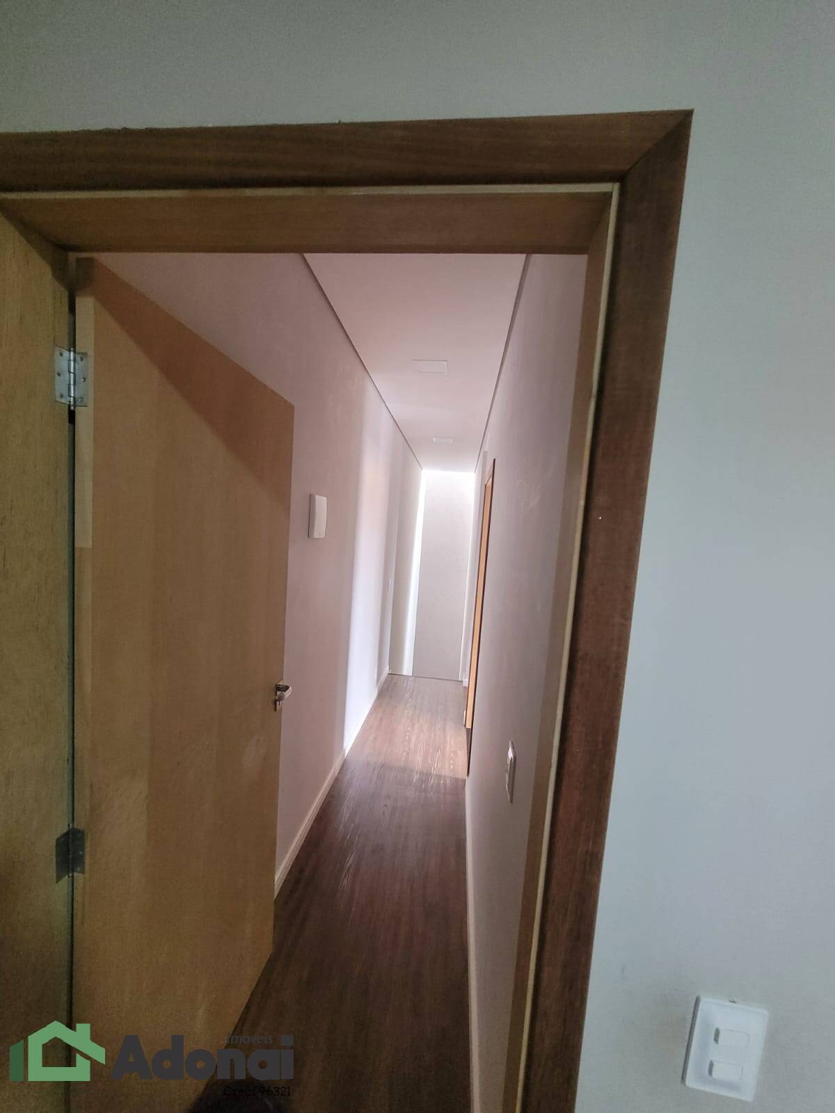 Casa à venda com 3 quartos, 190m² - Foto 3