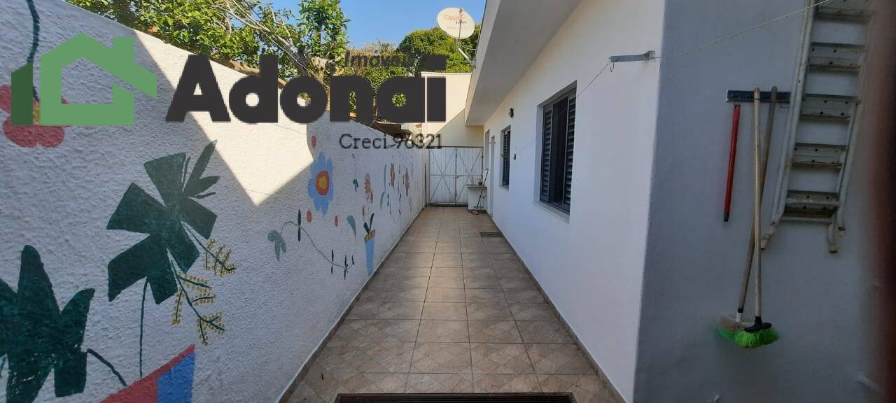 Casa à venda com 3 quartos, 230m² - Foto 4