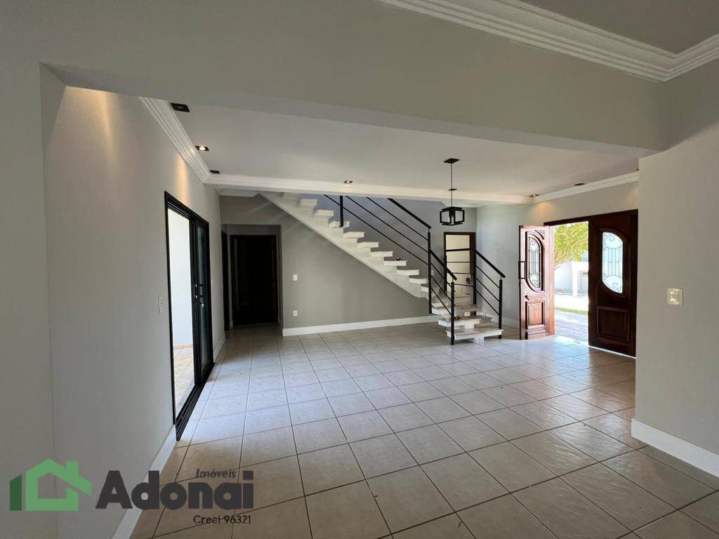 Casa de Condomínio à venda com 3 quartos, 400m² - Foto 4