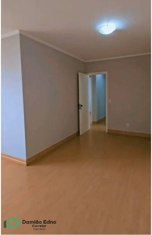 Apartamento à venda com 3 quartos, 100m² - Foto 1